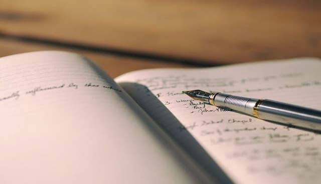 9 Practical Tips to Be a Better Academic Writer